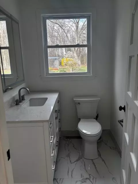 Bath - 301 Liberty Rd, Exeter, RI 02822 photo 1 of 5