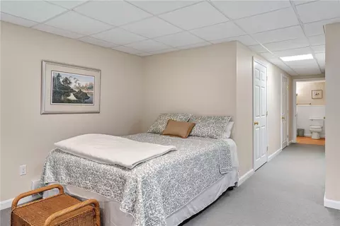 Bedroom - 121 Hampton Way, South Kingstown, RI 02879 photo 9 of 9