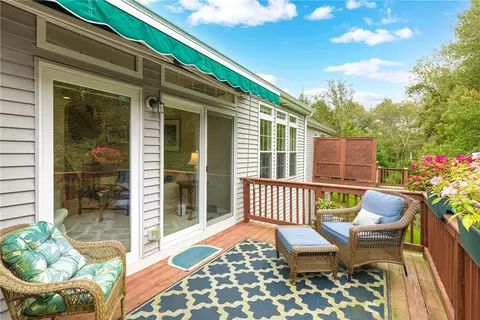 Exterior - 121 Hampton Way, South Kingstown, RI 02879 photo 6 of 8