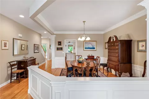 Dining - 121 Hampton Way, South Kingstown, RI 02879 photo 1 of 3