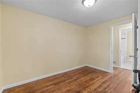 Bedroom - 66 Palace Ave, Warwick, RI 02886 photo 3 of 12