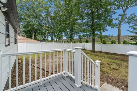 Exterior - 66 Palace Ave, Warwick, RI 02886 photo 5 of 8