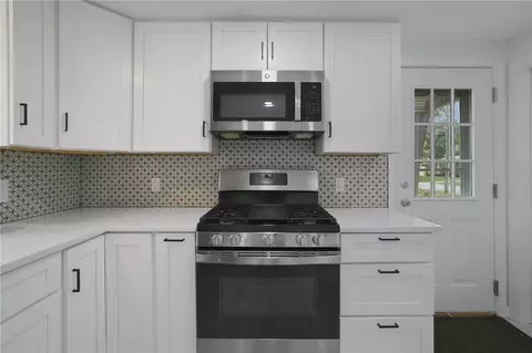 Kitchen - 66 Palace Ave, Warwick, RI 02886 photo 6 of 6