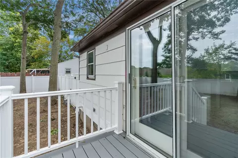 Exterior - 66 Palace Ave, Warwick, RI 02886 photo 6 of 8