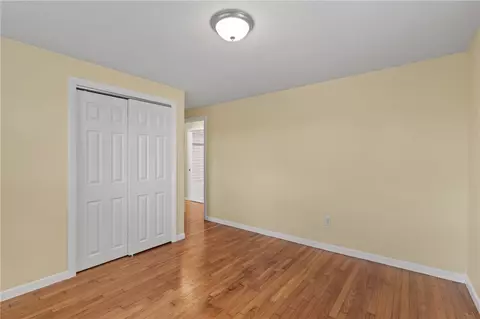 Bedroom - 66 Palace Ave, Warwick, RI 02886 photo 5 of 12