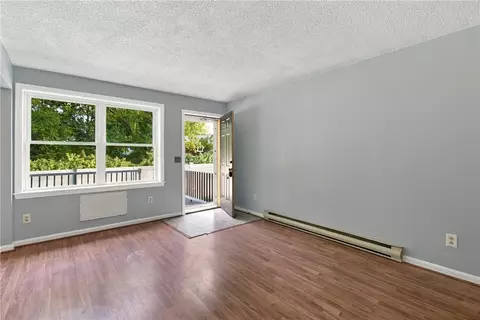 Living - 200 Post Rd #618, Warwick, RI 02888 photo 4 of 4