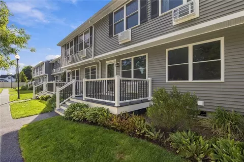 Exterior - 200 Post Rd #618, Warwick, RI 02888 photo 1 of 5