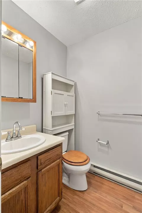 Bath - 200 Post Rd #618, Warwick, RI 02888 photo 2 of 4