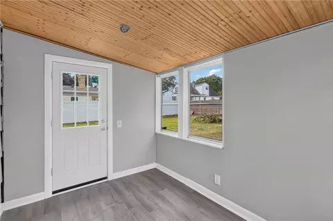 Entry Way - 59 Graybar Rd, Warwick, RI 02888 photo 3 of 3