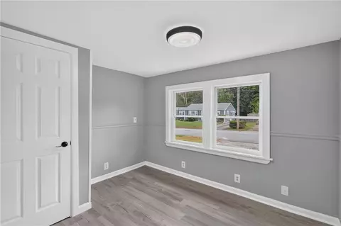 Bedroom - 59 Graybar Rd, Warwick, RI 02888 photo 3 of 5