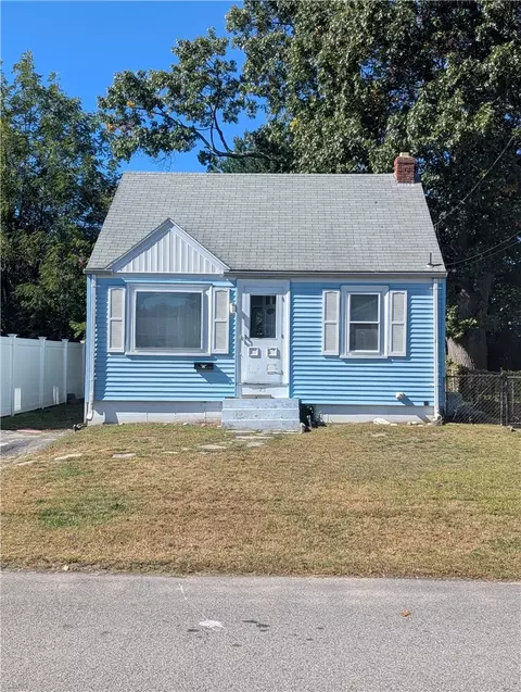 Exterior - 23 Harmony Ct, Warwick, RI 02889 photo 3 of 8