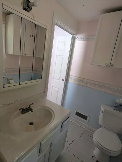 Bath - 23 Harmony Ct, Warwick, RI 02889 photo 2 of 2