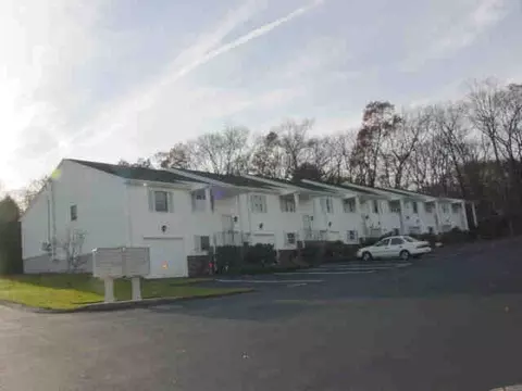 26 Scenery Ln, Johnston, RI 02919