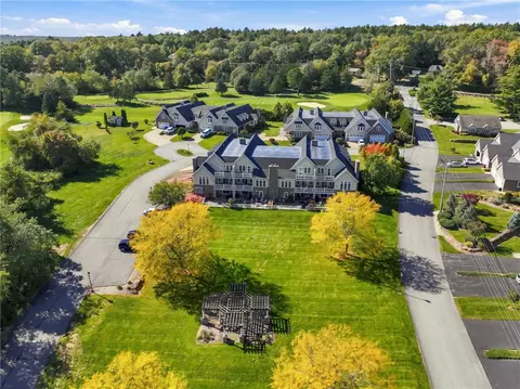 3 Spy Glass Cir #C, Hope Valley, RI 02832
