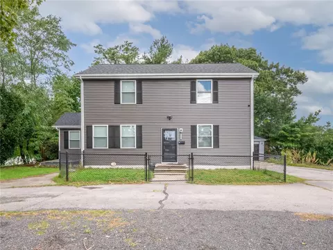 1105 Pontiac Ave, Cranston, RI 02920