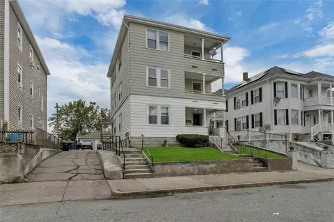 187 Sisson St, Pawtucket, RI 02860