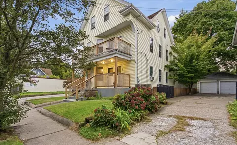 642 Hope St, Providence, RI 02906