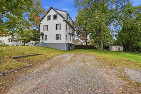 Exterior - 7 Broad St, Warwick, RI 02888 photo 5 of 7