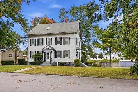 Exterior - 7 Broad St, Warwick, RI 02888 photo 3 of 7