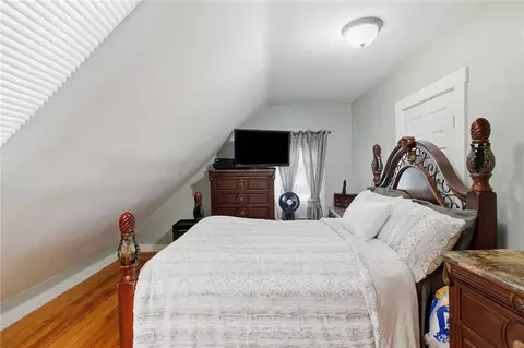 Bedroom - 7 Broad St, Warwick, RI 02888 photo 7 of 12
