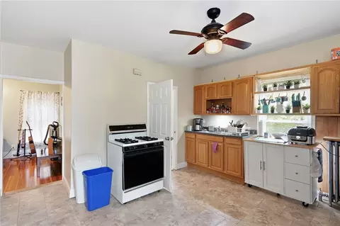 Kitchen - 7 Broad St, Warwick, RI 02888 photo 4 of 5