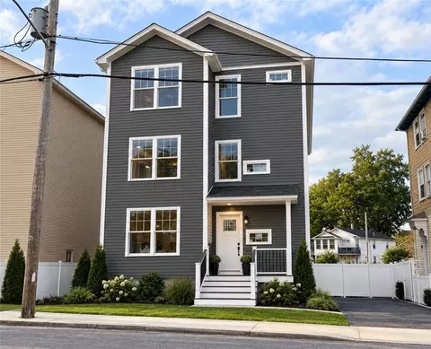 549 Douglas Ave, Providence, RI 02908