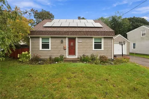 153 Rice St, Pawtucket, RI 02861