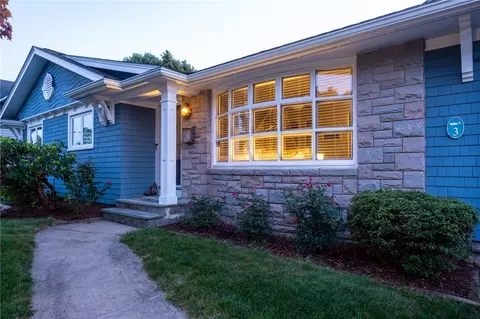 Exterior - 3 Emerald St, Westerly, RI 02891 photo 5 of 15