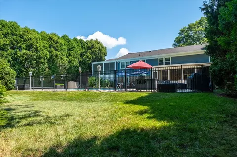 Exterior - 3 Emerald St, Westerly, RI 02891 photo 13 of 15