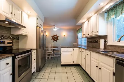 Kitchen - 3 Emerald St, Westerly, RI 02891 photo 1 of 3