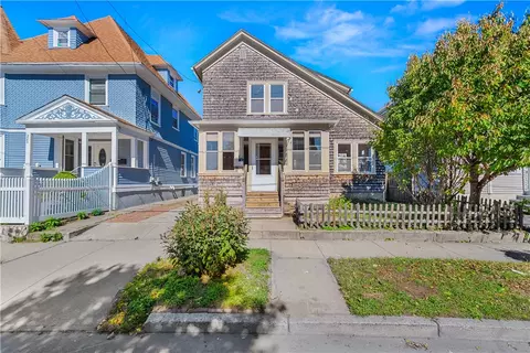 221 Massachusetts Ave, Providence, RI 02905