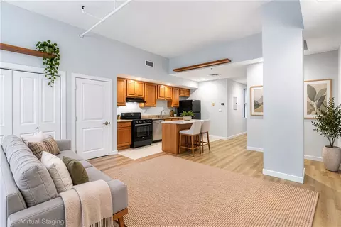79 Washington St #301, Providence, RI 02903