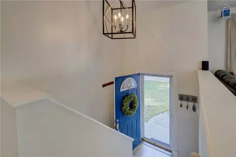 Entry Way - 100 Holmes Rd, Warwick, RI 02888 photo 2 of 4