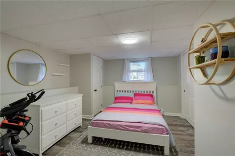 Bedroom - 100 Holmes Rd, Warwick, RI 02888 photo 3 of 3
