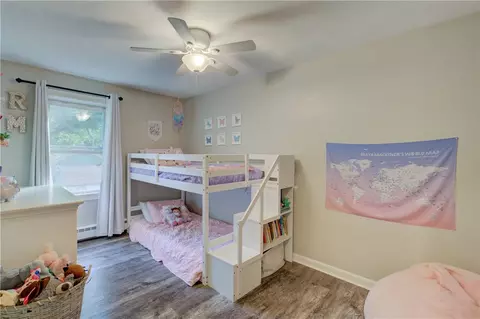 Bedroom - 100 Holmes Rd, Warwick, RI 02888 photo 1 of 3