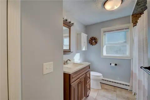 Bath - 100 Holmes Rd, Warwick, RI 02888 photo 2 of 3