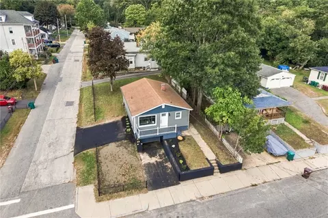View/Area - 546 Robinson St, Woonsocket, RI 02895 photo 2 of 2