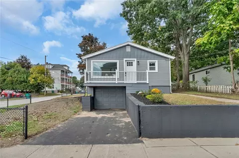 Exterior - 546 Robinson St, Woonsocket, RI 02895 photo 3 of 7