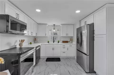 Kitchen - 546 Robinson St, Woonsocket, RI 02895 photo 1 of 4