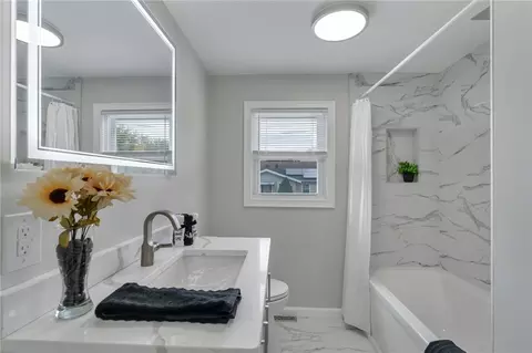 Bath - 546 Robinson St, Woonsocket, RI 02895 photo 1 of 4