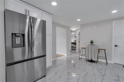 Entry Way - 546 Robinson St, Woonsocket, RI 02895 photo 1 of 2