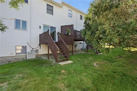 Exterior - 16 Scenery Ln, Johnston, RI 02919 photo 5 of 7