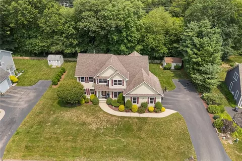 View/Area - 128 Windmill Dr, South Kingstown, RI 02879 photo 1 of 2