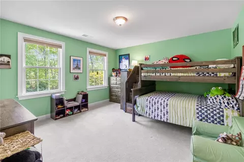Bedroom - 128 Windmill Dr, South Kingstown, RI 02879 photo 5 of 8