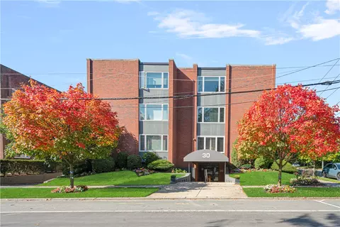 30 Blackstone Blvd #201, Providence, RI 02906