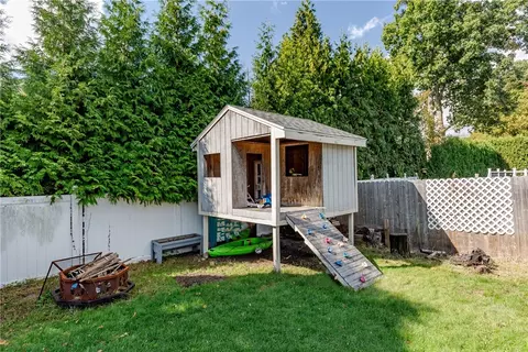 Exterior - 73 Eagle Rd, Cranston, RI 02920 photo 12 of 14