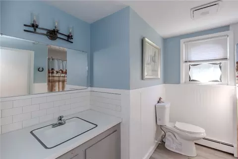Bath - 73 Eagle Rd, Cranston, RI 02920 photo 2 of 2