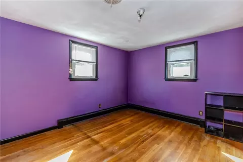 Bedroom - 73 Eagle Rd, Cranston, RI 02920 photo 6 of 6