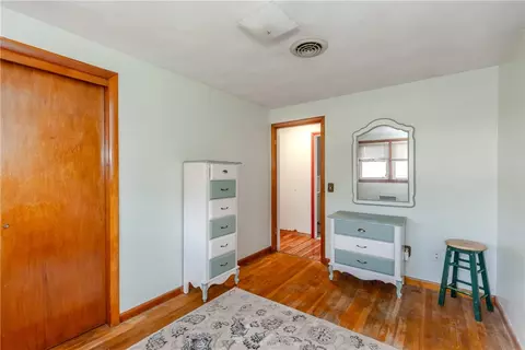 Bedroom - 73 Eagle Rd, Cranston, RI 02920 photo 1 of 6