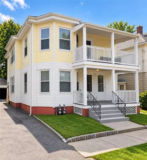 81 Radcliffe Ave, Providence, RI 02908